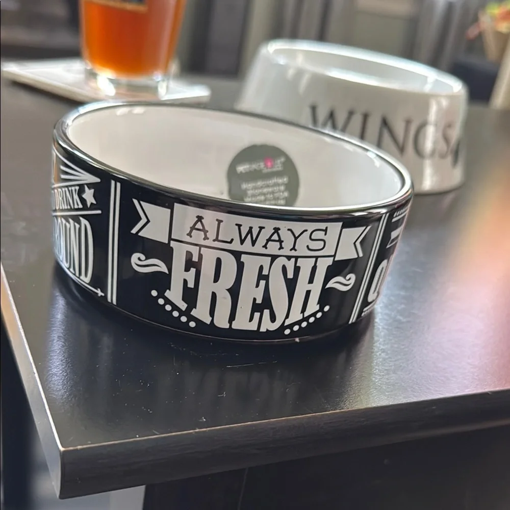 Black and White Pet Bowl